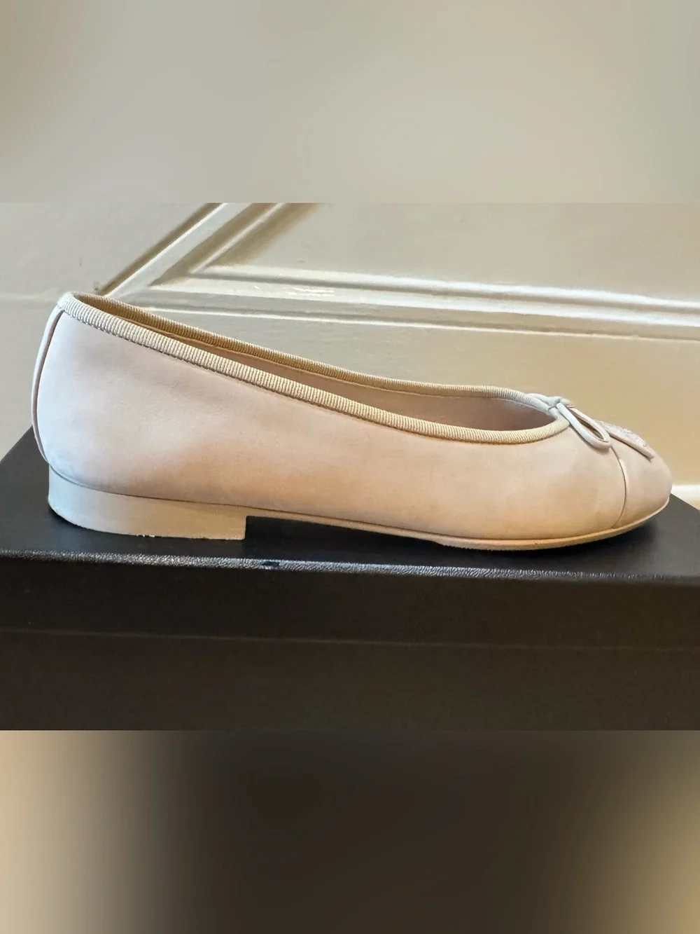 CHANEL Beige Quilted Leather Ballet Flats with Bow